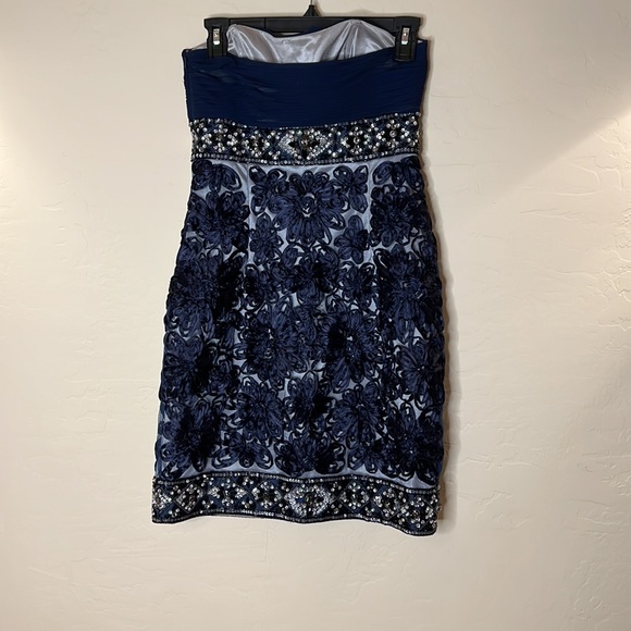 SUE WONG Blue Embellished and Embroidered Ribbon Floral Strapless Dress - Picture 3 of 11